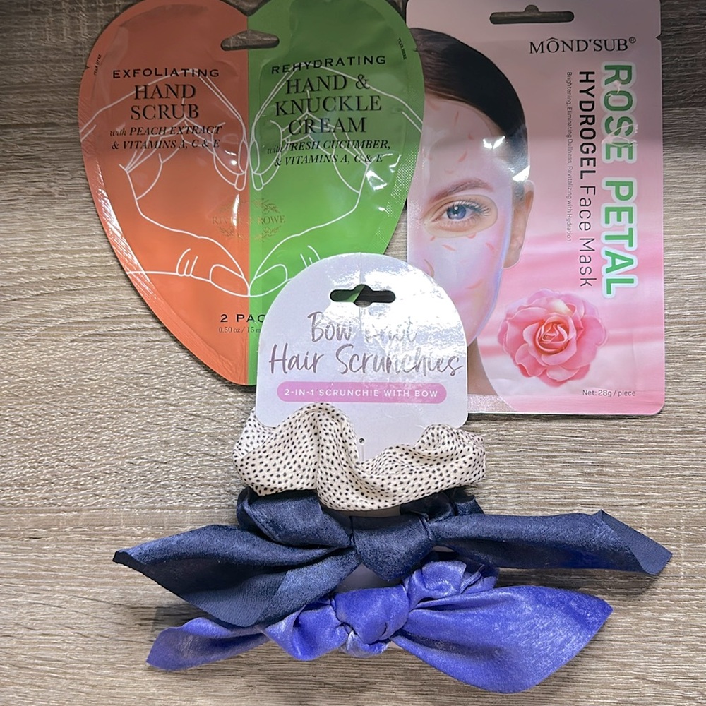 Face Mask 2 pack & Bow knot hair Scrunchies & The poppy mani tool